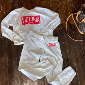 VS Sport Sweatsuit
